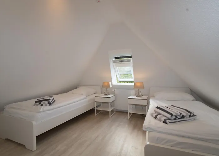 Ruem Hart Ii, Weestersir * Hörnum